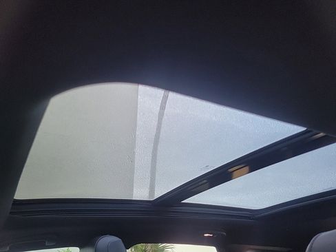 Used 2022 Cadillac XT5 Sportv w/ Technology Package image 19