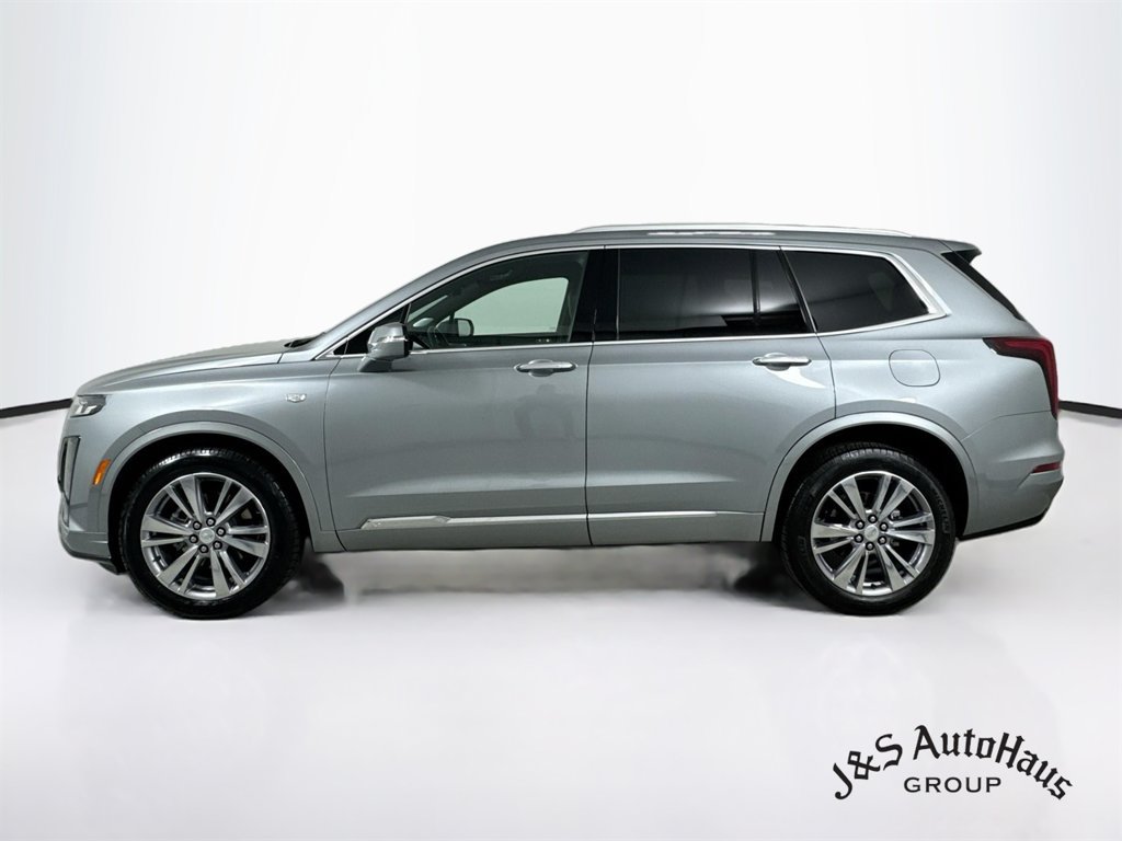 Used 2025 Cadillac XT6 Premium Luxury AWD/4WD image 4