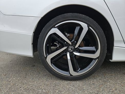 Used 2022 Honda Accord Sport Special Edition image 9