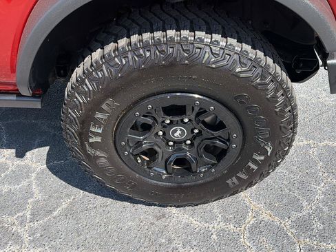 Used 2024 Ford Bronco Wildtrak AWD/4WD image 43