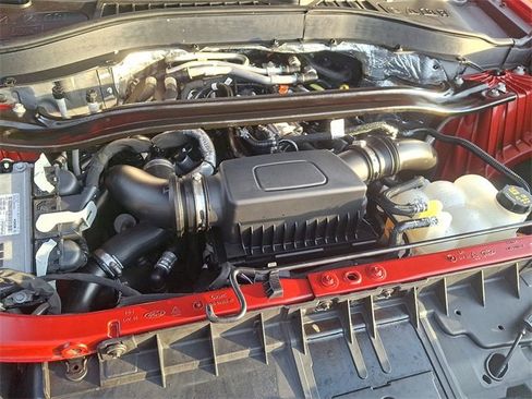 Used 2020 Ford Explorer Platinum w/ Premium Technology Package image 28