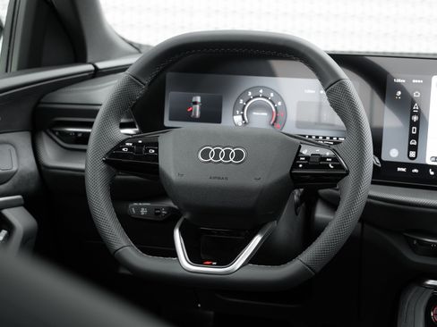 New 2026 Audi SQ5 Premium Plus AWD/4WD image 9