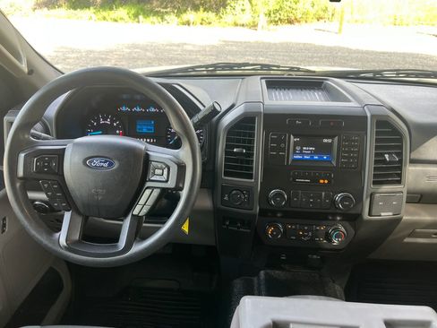 Used 2019 Ford F250 XL w/ Power Equipment Group image 17