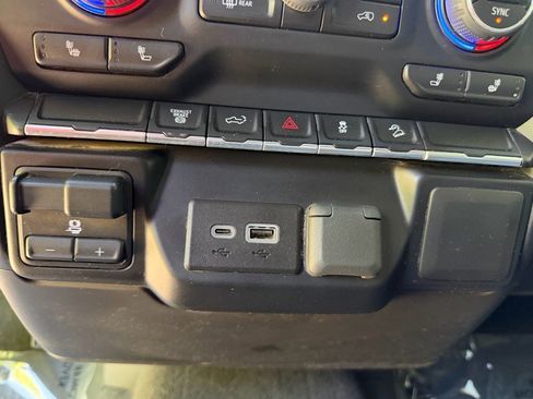 Used 2023 Chevrolet Silverado 2500 LT w/ Convenience Package AWD/4WD image 36