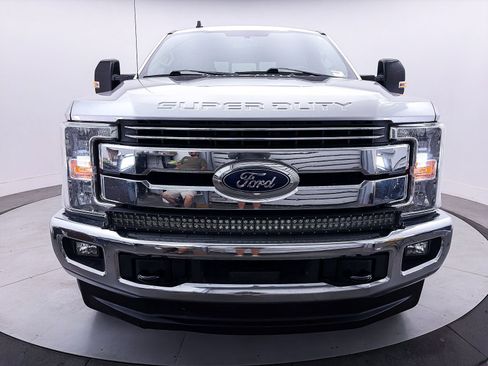 Used 2019 Ford F250 Lariat w/ FX4 Off-Road Package AWD/4WD image 7
