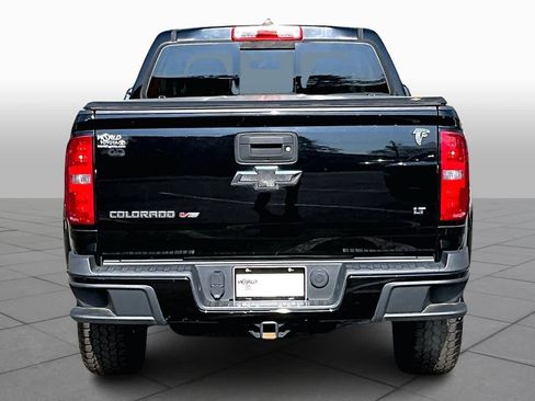 Used 2017 Chevrolet Colorado LT w/ Midnight Edition image 5