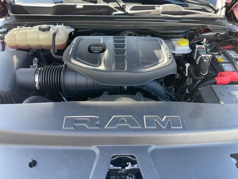 Used 2025 RAM 1500 Limited AWD/4WD image 22