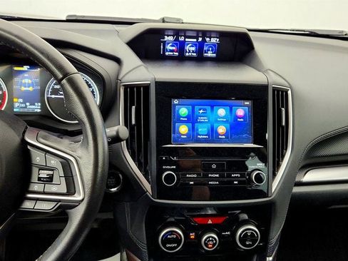 Used 2022 Subaru Forester Premium AWD/4WD image 17