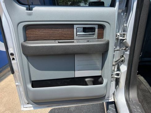 Used 2013 Ford F150 Lariat w/ Mid Equipment Group AWD/4WD image 17