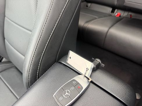 Used 2025 Mercedes-Benz GLE 350 4MATIC image 25
