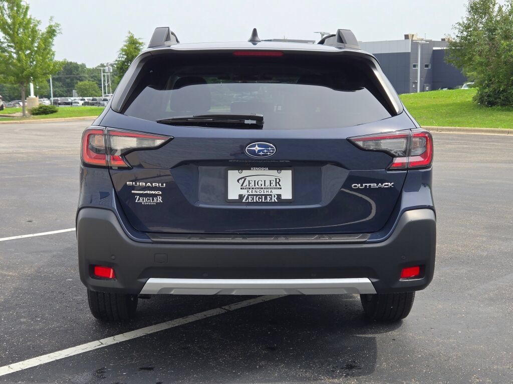 Used 2025 Subaru Outback Limited AWD/4WD image 13