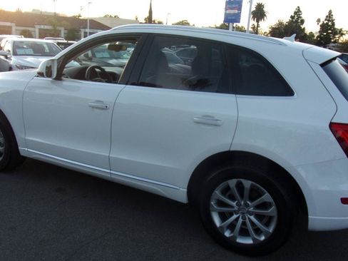 Used 2015 Audi Q5 2.0T Premium Plus w/ Technology Package AWD/4WD image 9
