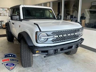 New 2026 Ford Bronco Badlands w/ Sasquatch Package