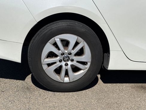 Used 2018 Toyota Prius One FWD image 20