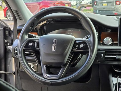Used 2022 Lincoln Corsair Reserve w/ Equipment Group 201A image 24