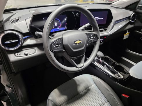New 2026 Chevrolet Trax LT image 24