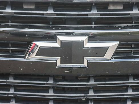 Used 2020 Chevrolet Silverado 1500 LT Trail Boss w/ Midnight Edition image 15