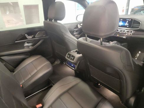 Used 2023 Mercedes-Benz GLS 450 4MATIC image 27