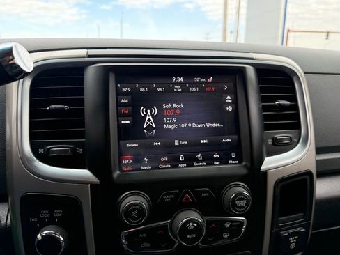 Used 2018 RAM 2500 Big Horn AWD/4WD image 16