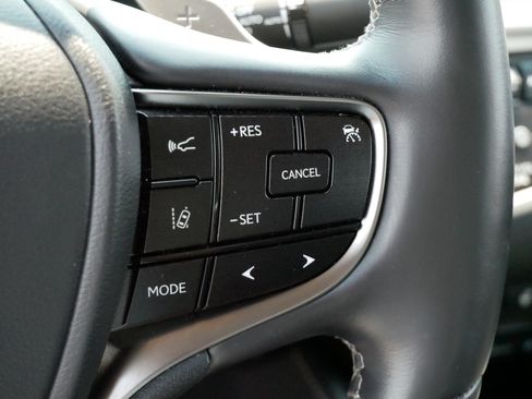 Used 2020 Lexus ES 350 w/ Premium Package FWD image 25