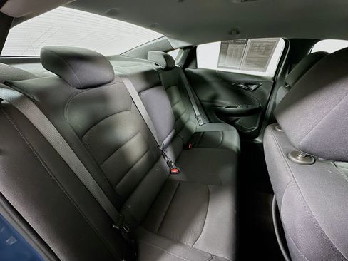 Used 2024 Chevrolet Malibu LT image 11