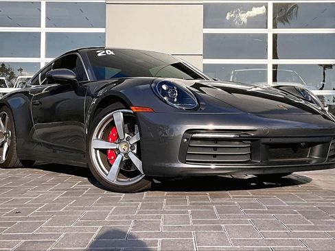 Used 2024 Porsche 911 Carrera 4S image 3