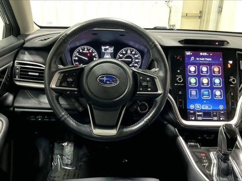 Used 2022 Subaru Outback Limited XT image 5