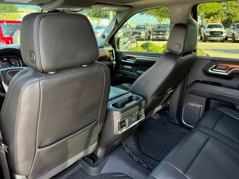 Used 2023 GMC Sierra 1500 Denali w/ Denali Reserve Package AWD/4WD image 28