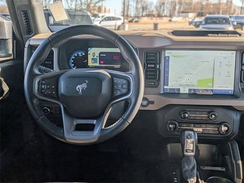 Used 2024 Ford Bronco Big Bend image 30