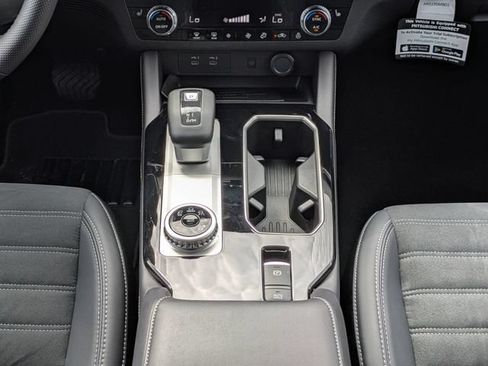 New 2026 Mitsubishi Outlander SE FWD image 20