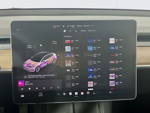 Used 2023 Tesla Model 3 Standard Range image 19