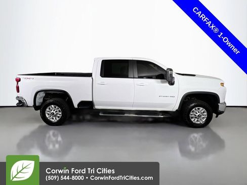 Used 2022 Chevrolet Silverado 2500 LT image 17