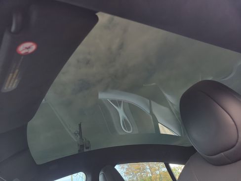 Used 2021 Tesla Model S Long Range image 31