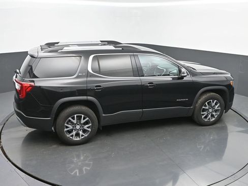 Used 2023 GMC Acadia SLT image 44