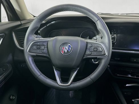 Used 2022 Buick Envision Preferred image 18