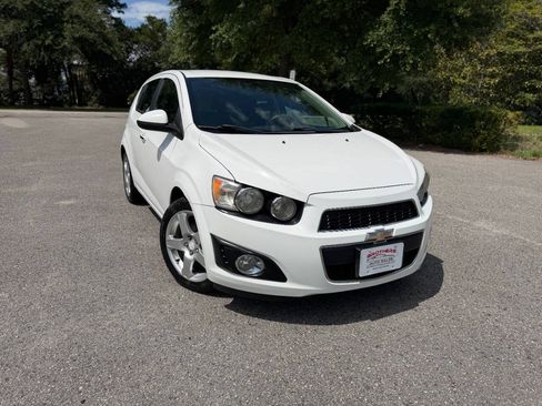 Used 2015 Chevrolet Sonic LTZ FWD image 38