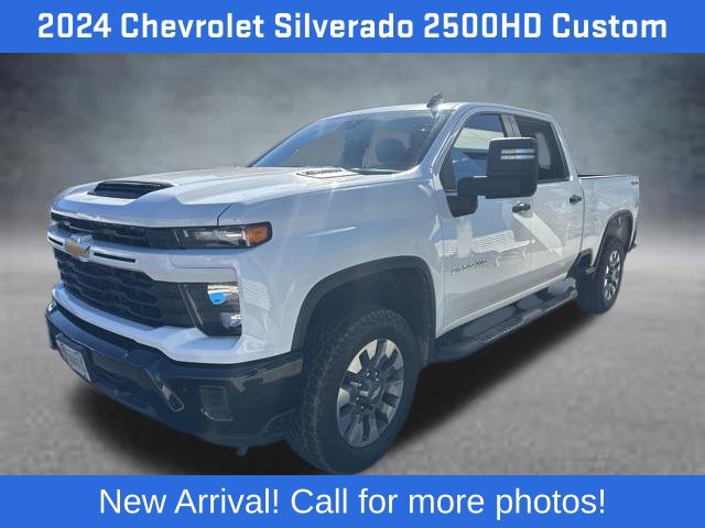 Used 2024 Chevrolet Silverado 2500 Custom w/ Custom Value Package AWD/4WD image 1