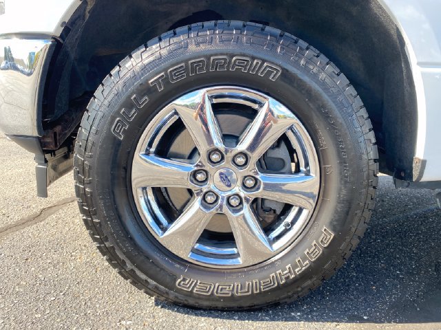 Used 2019 Ford F150 XLT w/ Equipment Group 302A Luxury AWD/4WD image 23