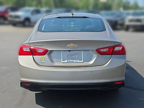 Used 2024 Chevrolet Malibu LT FWD image 8