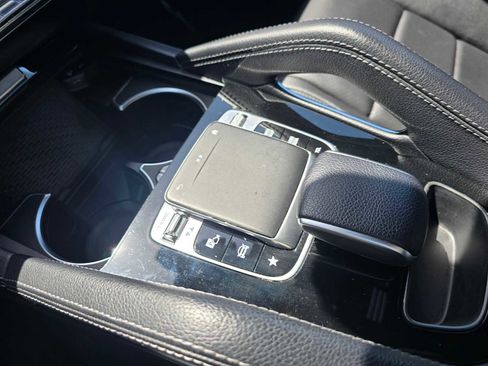 Certified 2020 Mercedes-Benz GLE 350 4MATIC image 33