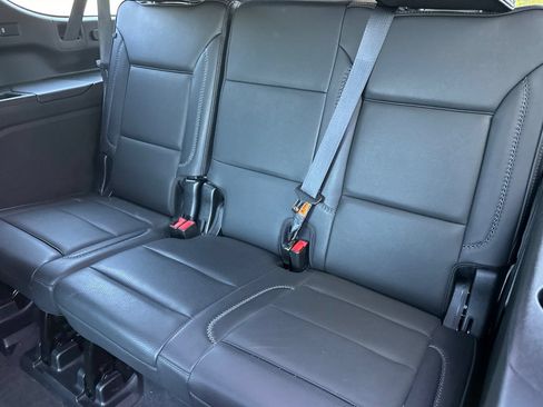 Used 2023 GMC Yukon XL Denali w/ Denali Reserve Package AWD/4WD image 18