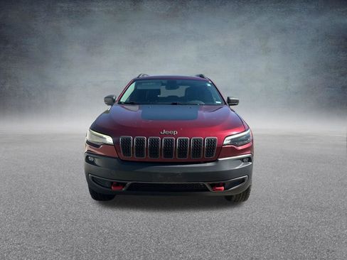 Used 2019 Jeep Cherokee Trailhawk w/ Cold Weather Group image 8