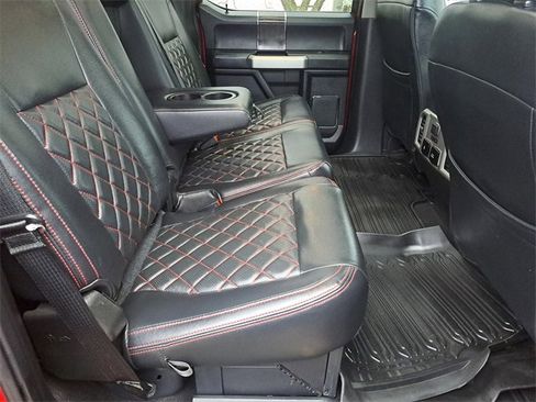 Used 2021 Ford F350 Lariat image 27