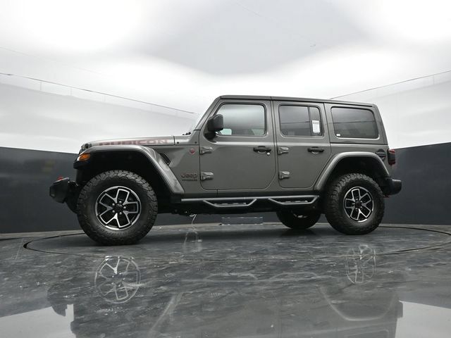 Used 2022 Jeep Wrangler Unlimited Rubicon w/ LED Lighting Group AWD/4WD image 25