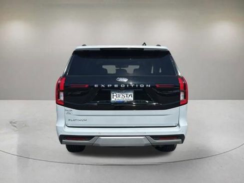 Certified 2025 Ford Expedition Platinum AWD/4WD image 3
