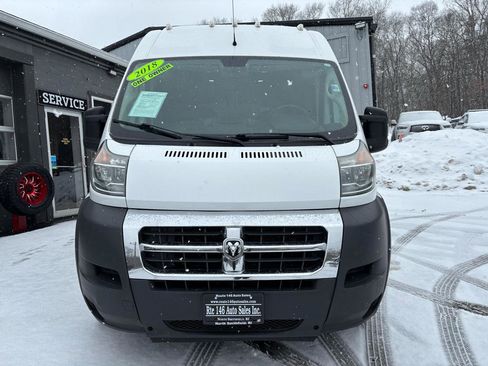 Used 2018 RAM ProMaster 2500 w/ Premium Appearance Group image 2