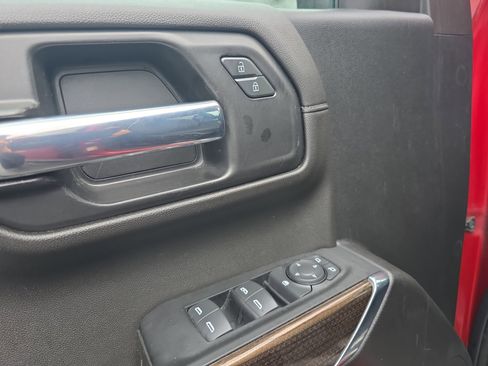 Used 2021 Chevrolet Silverado 1500 LT Trail Boss image 17