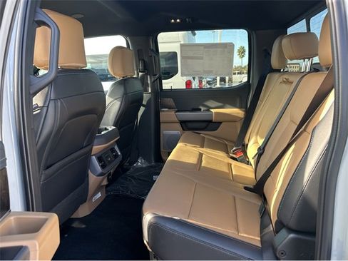 New 2026 Ford F250 Lariat w/ Lariat Ultimate Package image 17