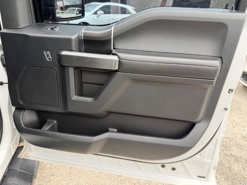 Used 2018 Ford F150 XLT w/ Equipment Group 302A Luxury RWD image 18