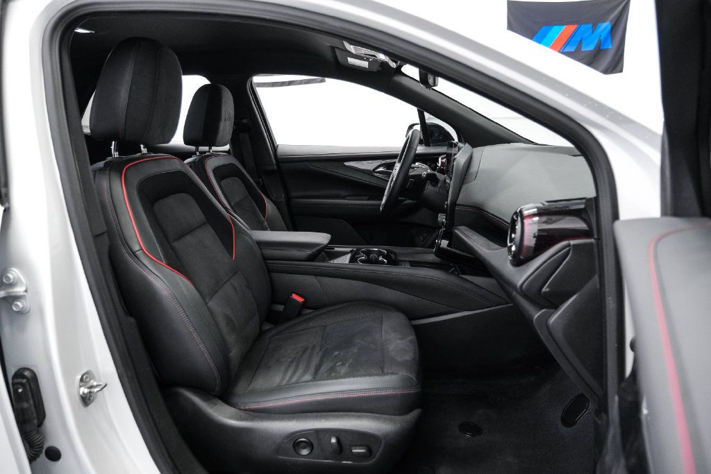 Used 2024 Chevrolet Blazer EV RS AWD/4WD image 30